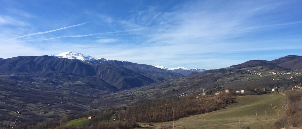 Hotel Ferro Di Cavallo Pavullo nel Frignano Luaran gambar