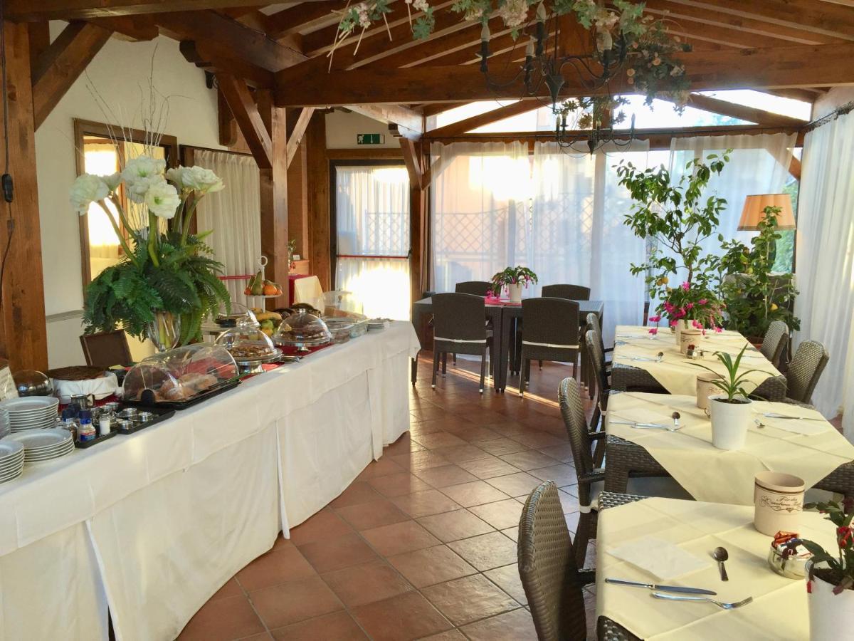 Hotel Ferro Di Cavallo Pavullo nel Frignano Luaran gambar